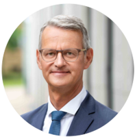 Dr. Gaß, Vorstandsvorsitzender der Deutschen Krankenhausgesellschaft