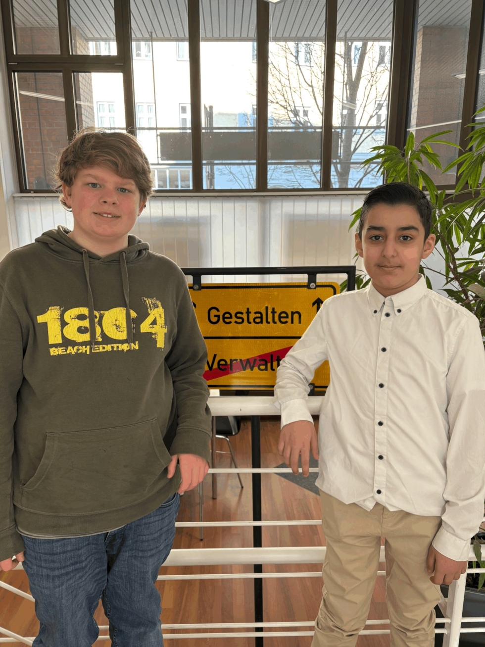 Zwei Boys'Day-Teilnehmer in der Stadtverwaltung